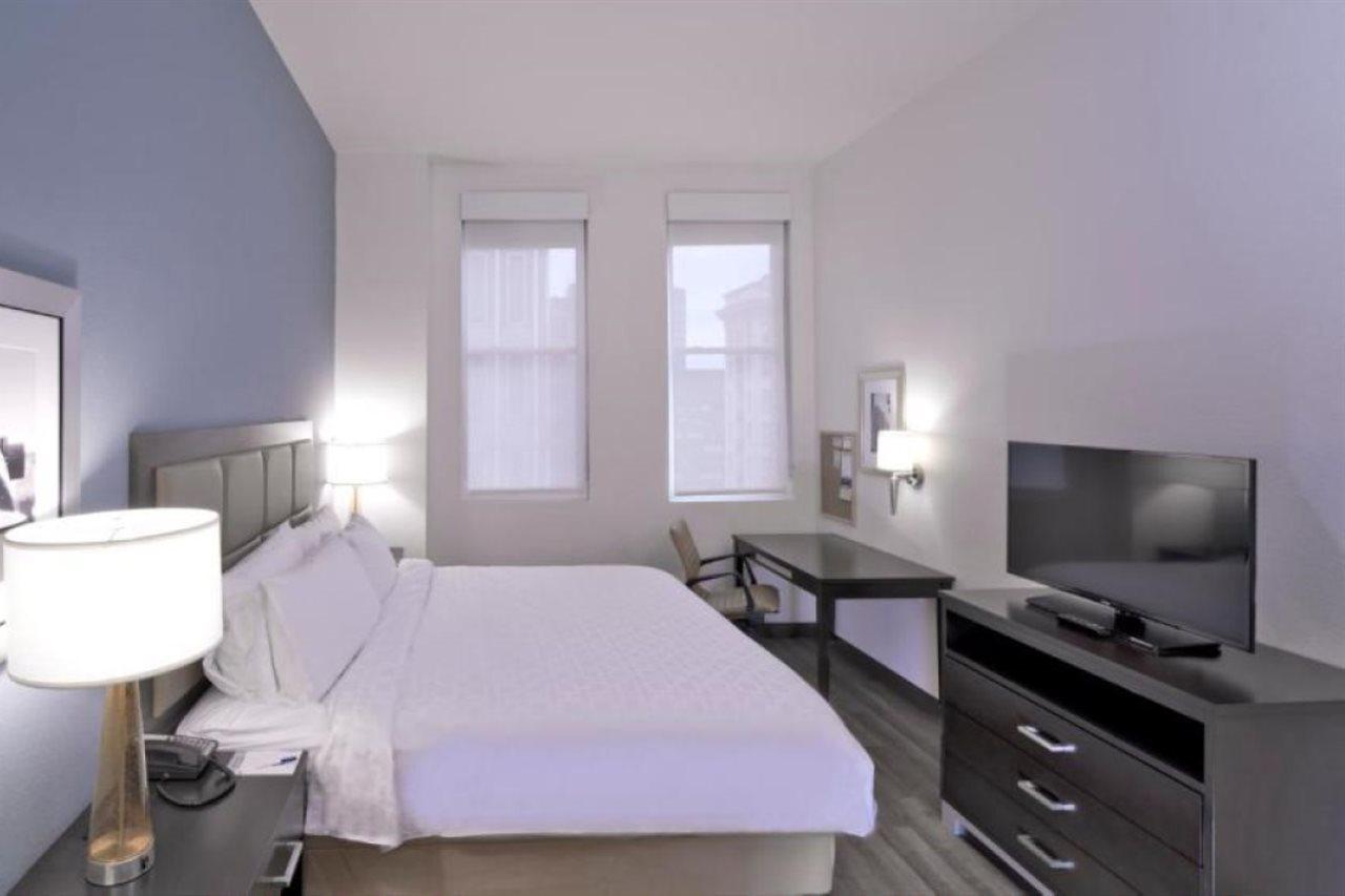 Candlewood Suites Baltimore - Inner Harbor By Ihg Bagian luar foto